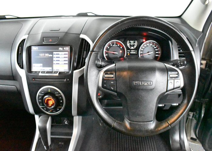 Used 6
                    ISUZU
                     for Sale Image