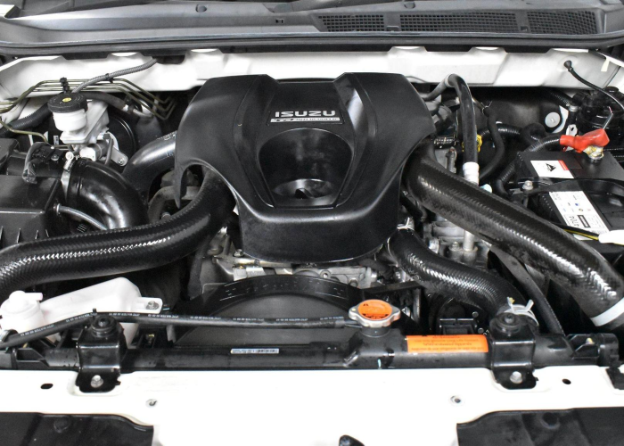 Used 8
                    ISUZU
                     for Sale Image