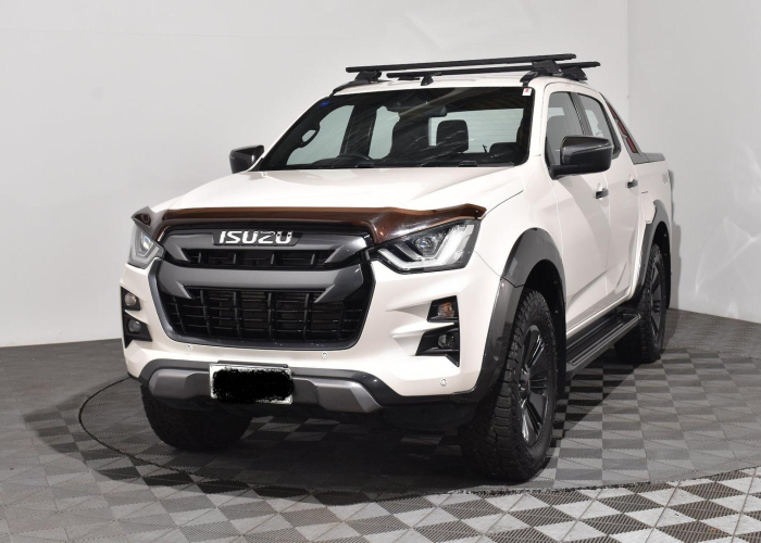 ISUZU
             
                 for Sale for Sale