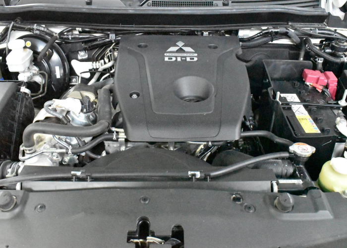 Used 2
                    NISSAN
                     for Sale Image