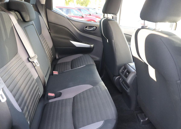 Used 4
                    NISSAN
                     for Sale Image