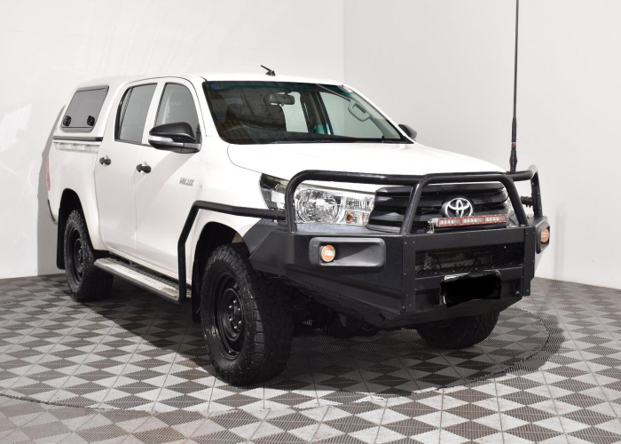 Used 7
                    TOYOTA
                     for Sale Image