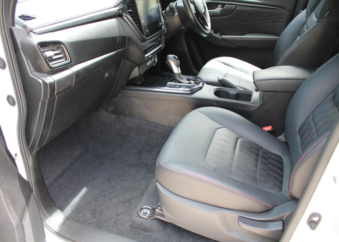 Used 3
                    ISUZU
                     for Sale Image