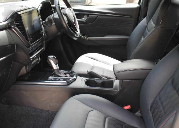 Used 3
                    ISUZU
                     for Sale Image