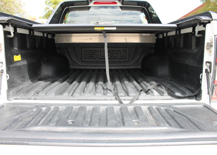 Used 3
                    ISUZU
                     for Sale Image