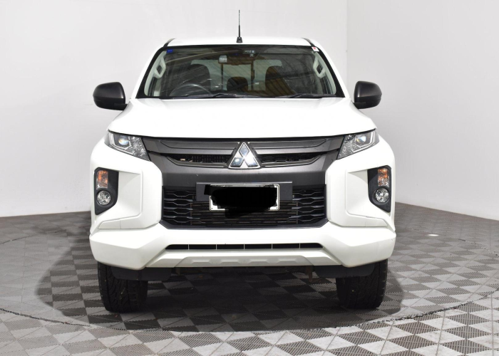 Used 2
                    MITSUBISHI
                     for Sale Image