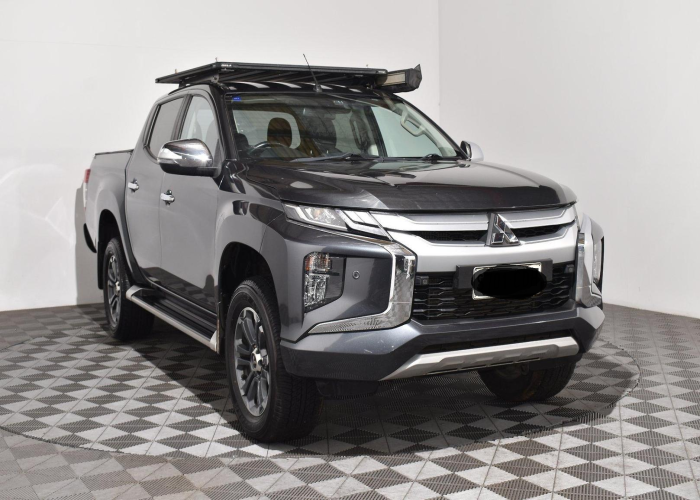 Used 9
                    MITSUBISHI
                     for Sale Image