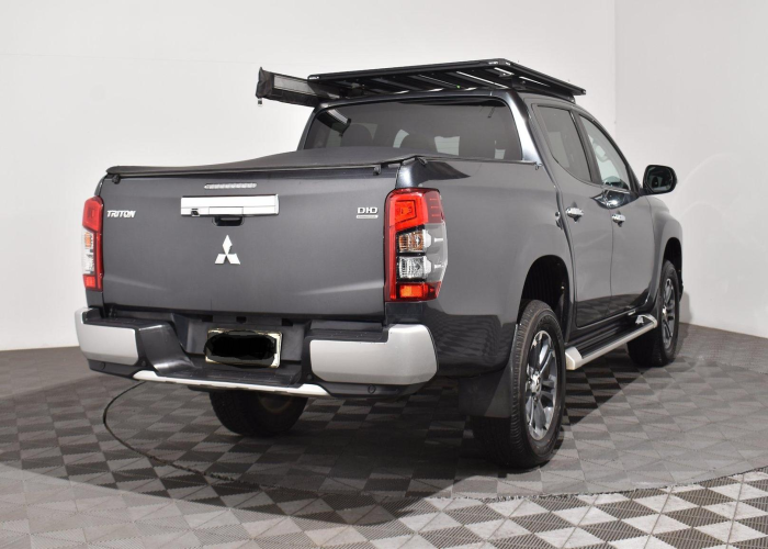 Used 9
                    MITSUBISHI
                     for Sale Image