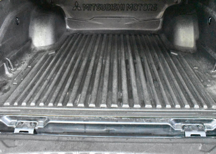 Used 9
                    MITSUBISHI
                     for Sale Image