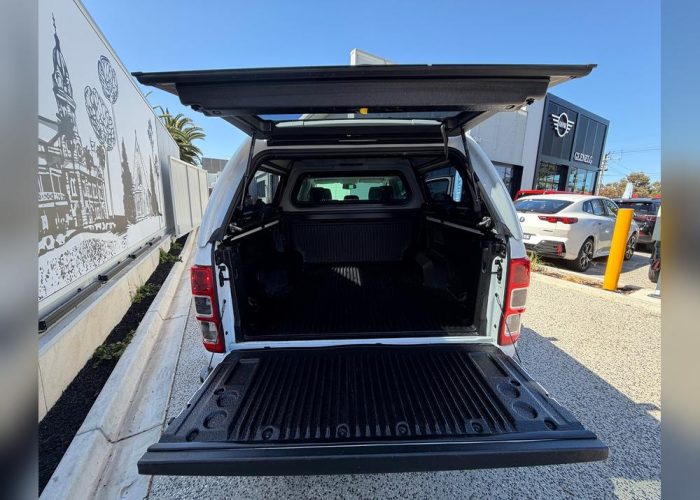 Used 9
                    FORD
                     for Sale Image