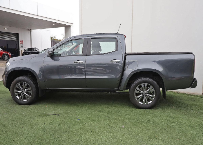 Used 2
                    MERCEDES BENZ
                     for Sale Image