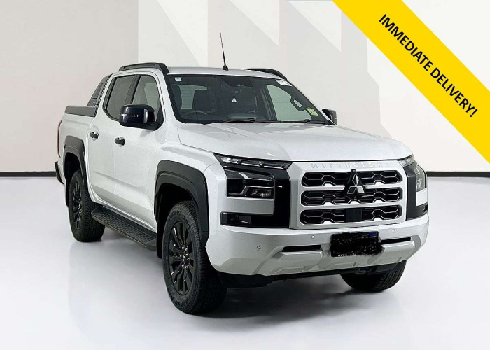 Used 2
                    MITSUBISHI
                     for Sale Image