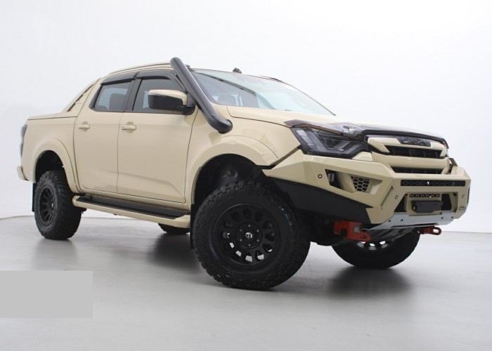 Used 1
                    ISUZU
                     for Sale Image