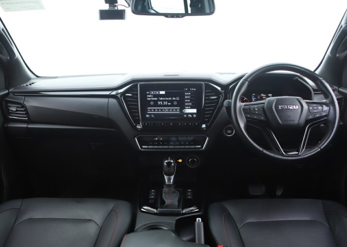 Used 1
                    ISUZU
                     for Sale Image