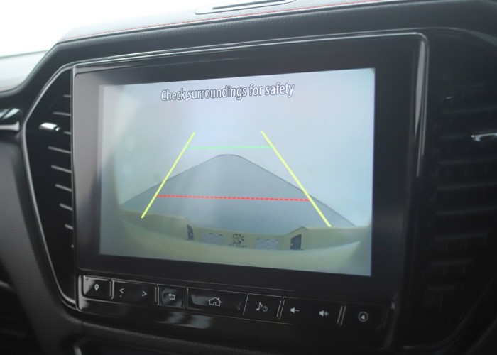 Used 1
                    ISUZU
                     for Sale Image