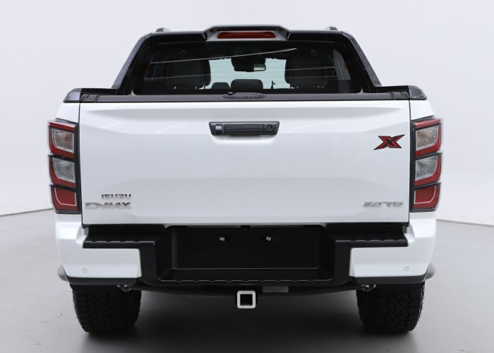 Used 1
                    ISUZU
                     for Sale Image