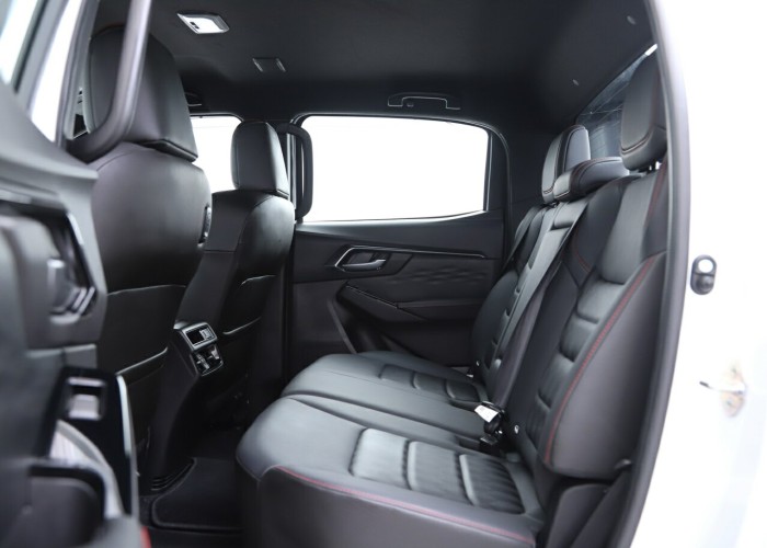 Used 1
                    ISUZU
                     for Sale Image