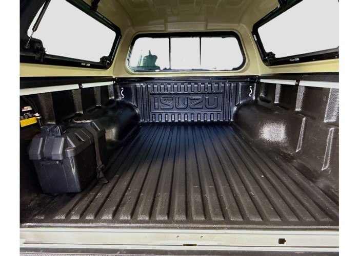 Used 1
                    ISUZU
                     for Sale Image