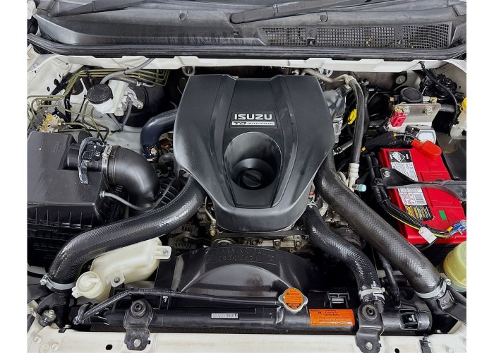 Used 1
                    ISUZU
                     for Sale Image