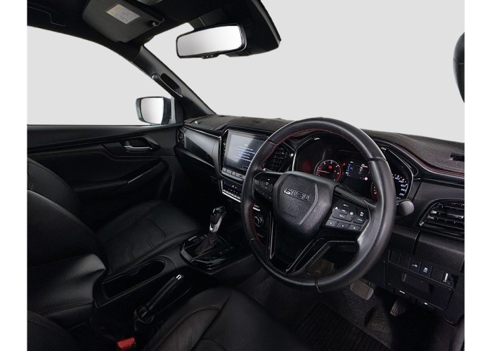 Used 1
                    ISUZU
                     for Sale Image