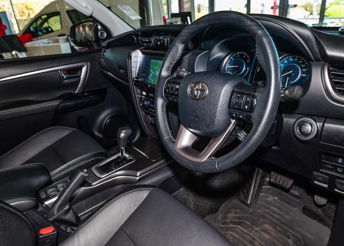 Used 1
                    TOYOTA
                     for Sale Image