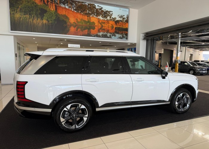 Used 1
                    HYUNDAI
                     for Sale Image