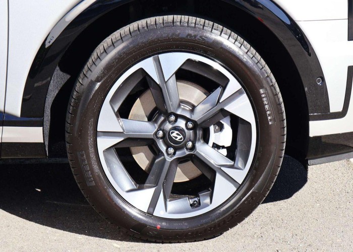 Used 1
                    HYUNDAI
                     for Sale Image